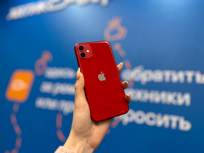 Б/у Смартфон Apple iPhone 11 128GB Красный RU